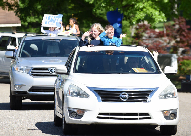 Teachers hold parade for students at Houston Academy